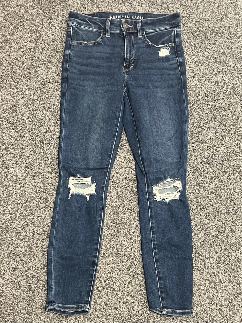 American Eagle Hi-Rise Jegging Next Level Stretch Denim Size 4 Short EUC